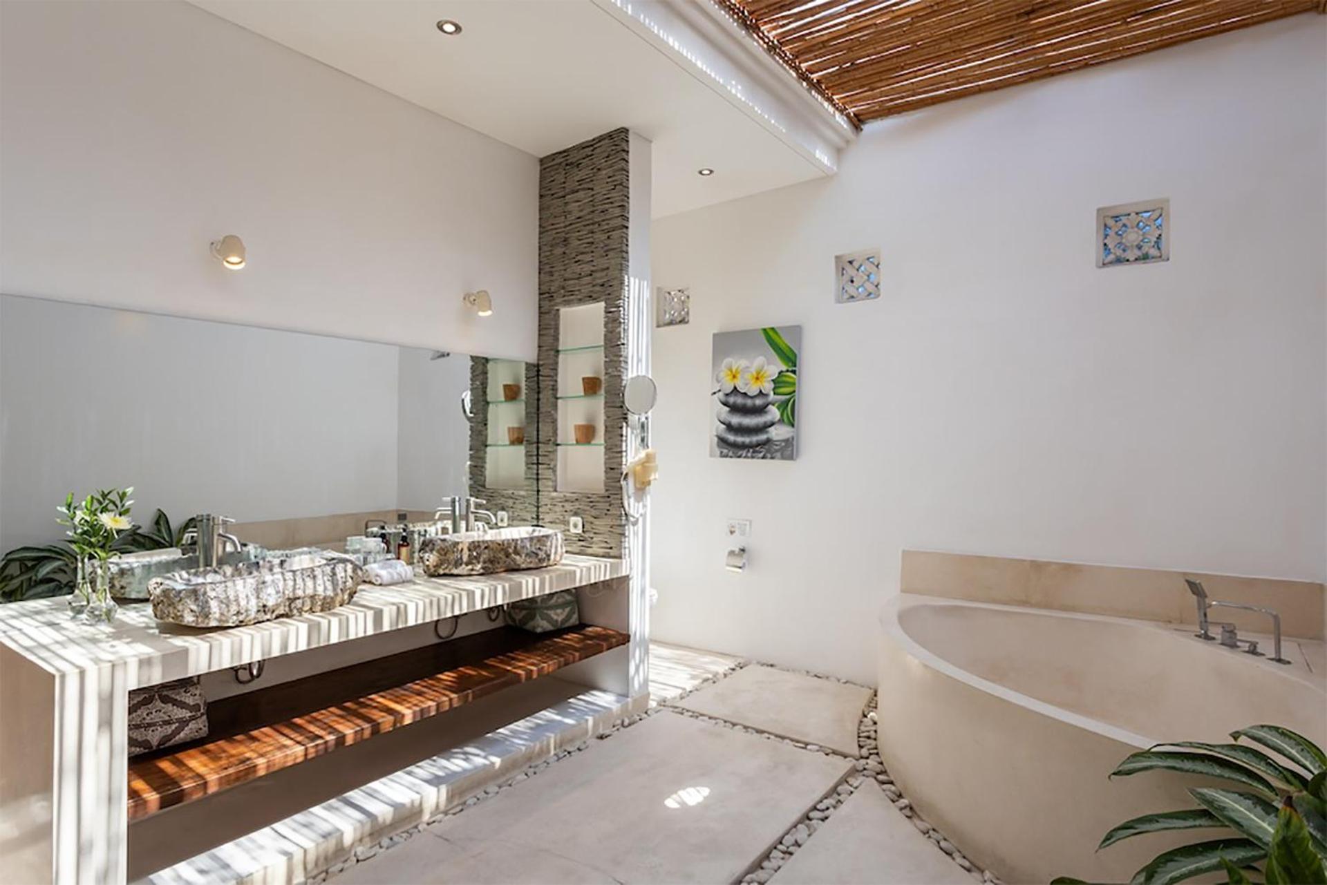 Villa Lotus By Optimum Bali Villas Seminyak Dış mekan fotoğraf